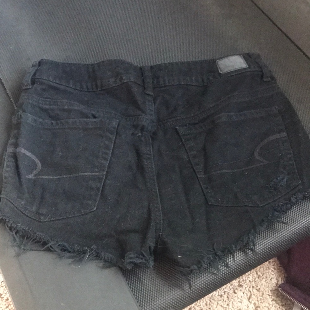 AE SHORT - Picture 3 of 3